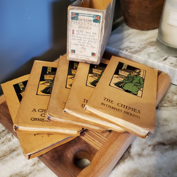 ⚜️🖤⚜️CHARLES DICKENS CHRISTMAS BOOKS /VINTAGE/ RUST CRAFT BOSTON 5 Books⚜️🖤⚜️ - Picture 1 of 17